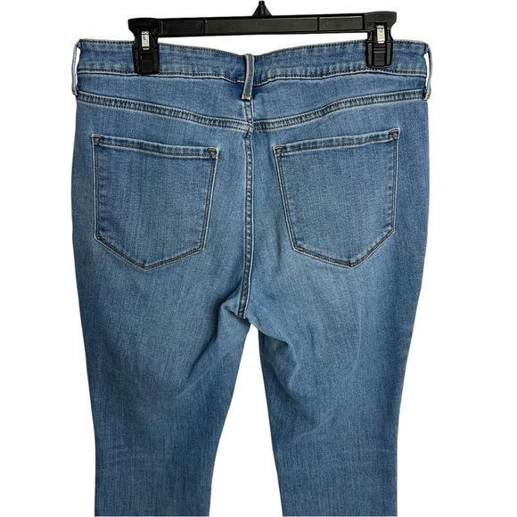 Old Navy Pop Icon Skinny Women’s Blue Jeans Sz 12 Short Mid-Rise Light Wash - Picture 4 of 13